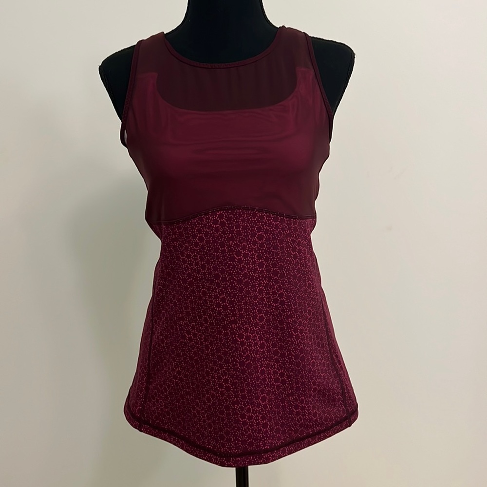 Lululemon Woman’s Maroon Sheer Layered Tank Size 10